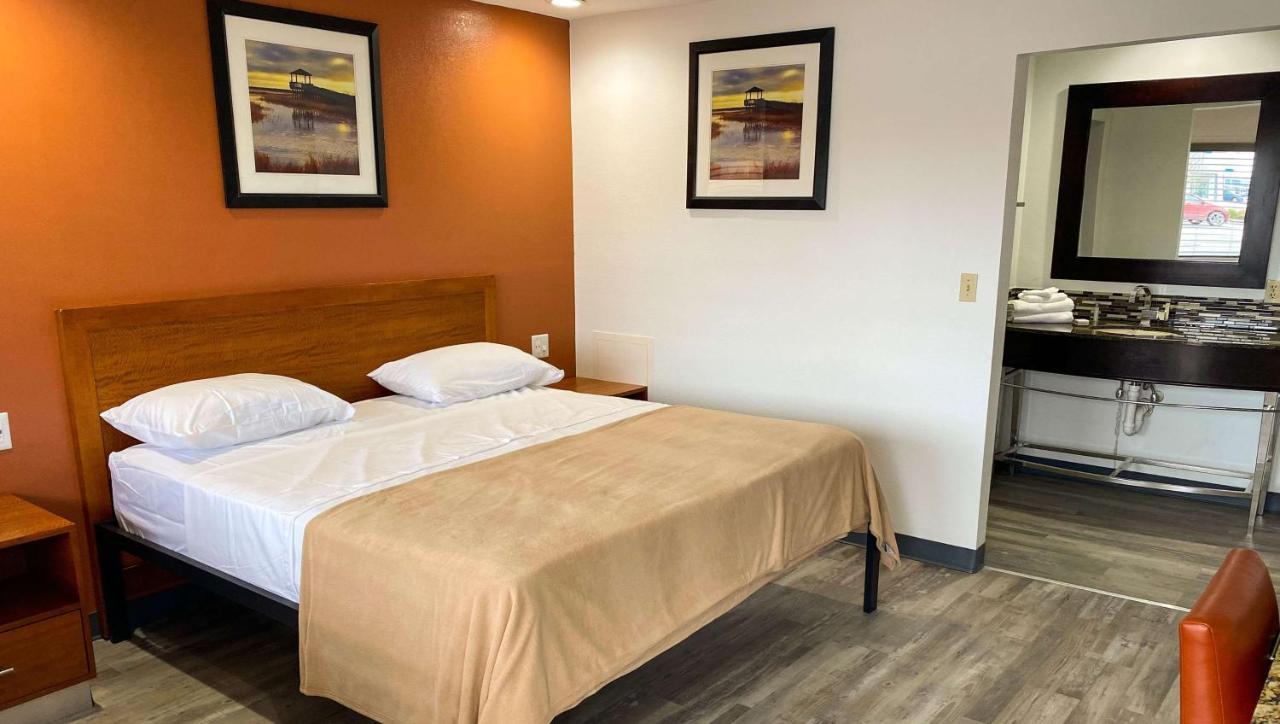 Springs Motel Ky Russell Springs Extérieur photo